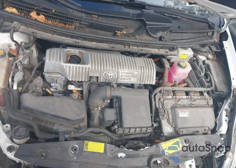 2013 Toyota Prius Three z USA, uszkodzony, nr VIN JTDKN3DU8D5547390